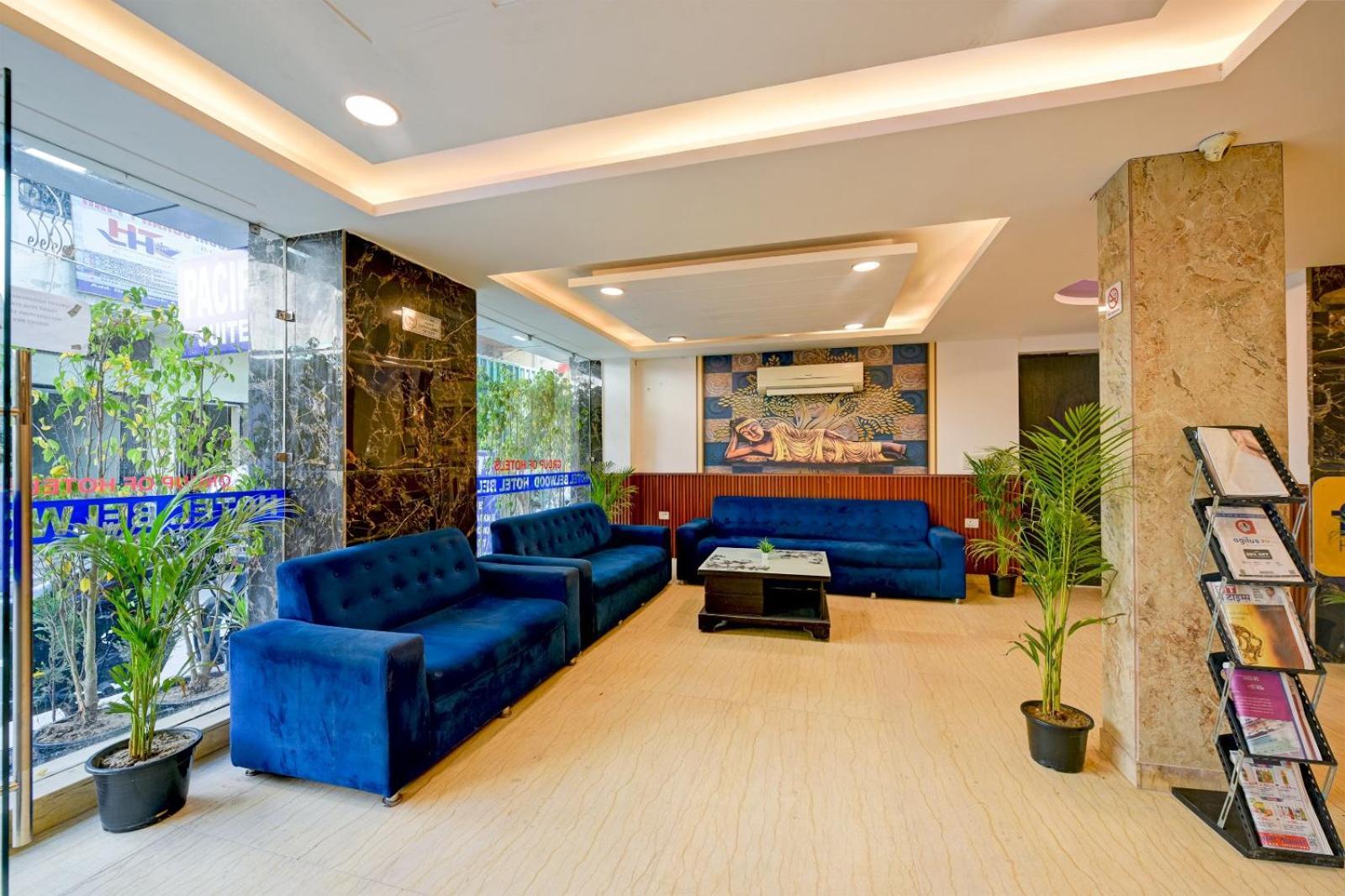 The Glory Suites Near Igi Airport 뉴델리 외부 사진